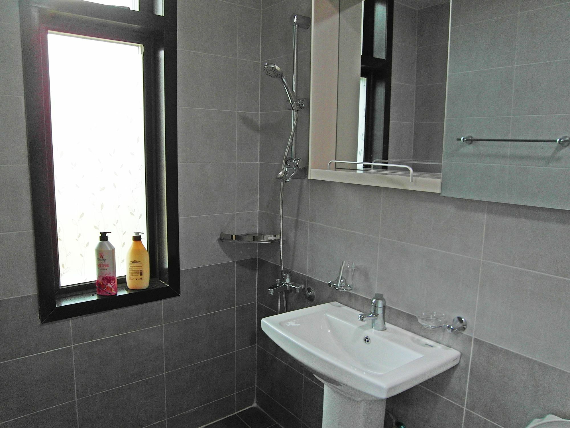 Leeon Guest House Incheon Buitenkant foto